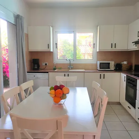 Beach Villa Goldenpalms Villa Ayia Napa