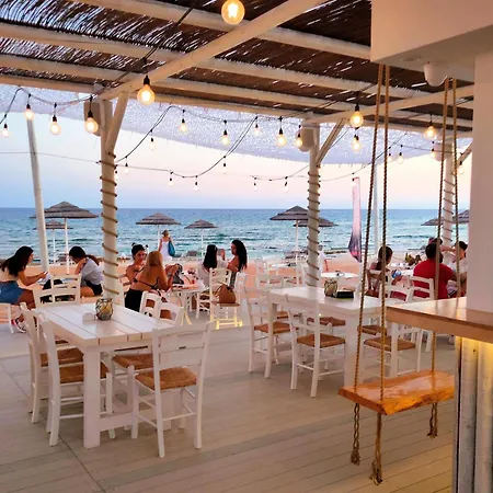 Beach Villa Goldenpalms *